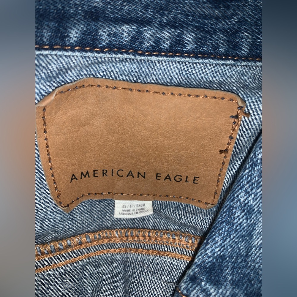 American Eagle XS/S Jean Jacket - Picture 3 of 4